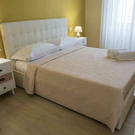 Gleda Rooms Deluxe Pompei Exterior photo